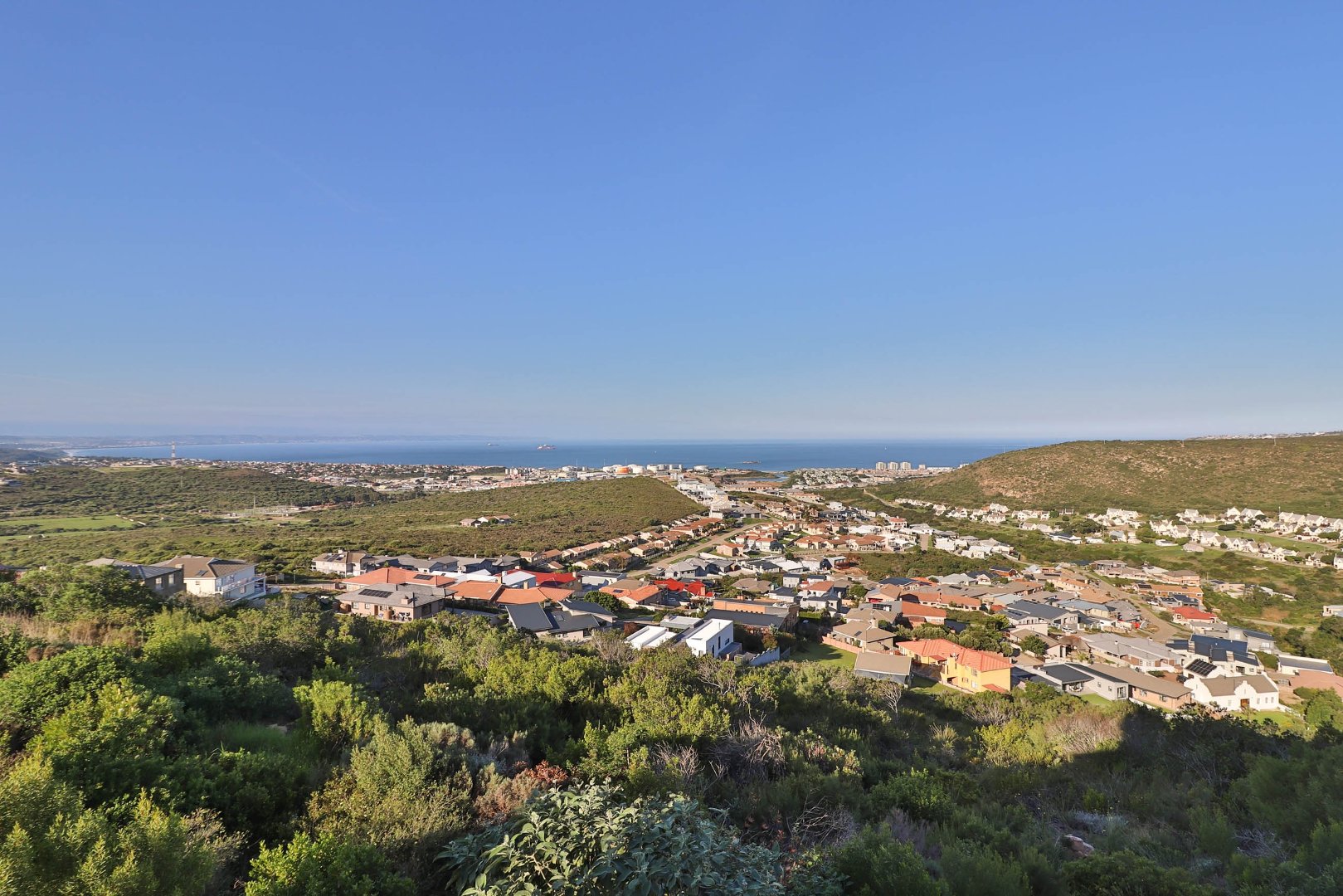 To Let 3 Bedroom Property for Rent in Island View Western Cape